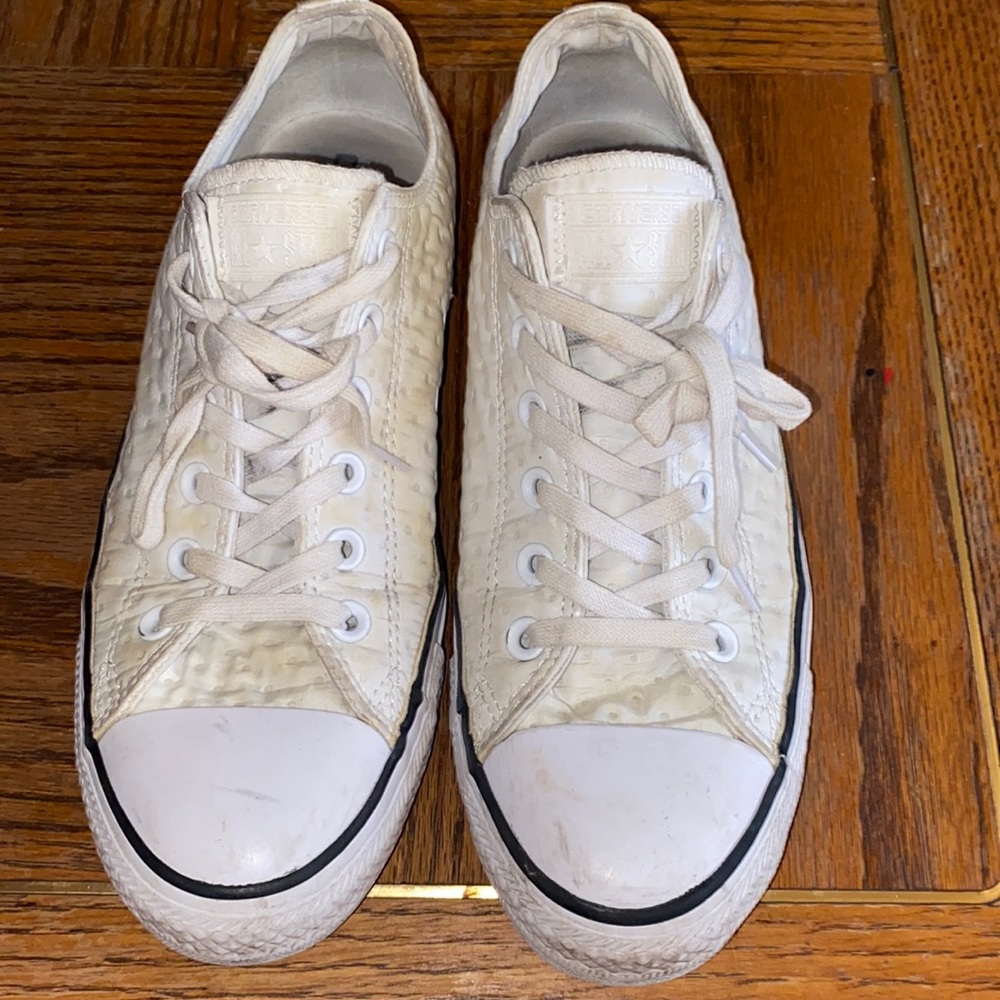 Converse All Star White Polka Dot Low Top Chuck Taylor Sneakers Shoes
